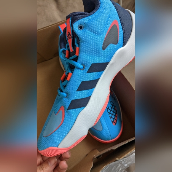 Pro N3xt 2021 Basketball shoes - Picture 3 of 4